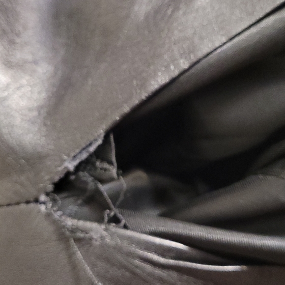 Lowell & Whitney Genuine Leather Skirt Size 10 Black Made in Italy Belt Lined - Picture 12 of 12